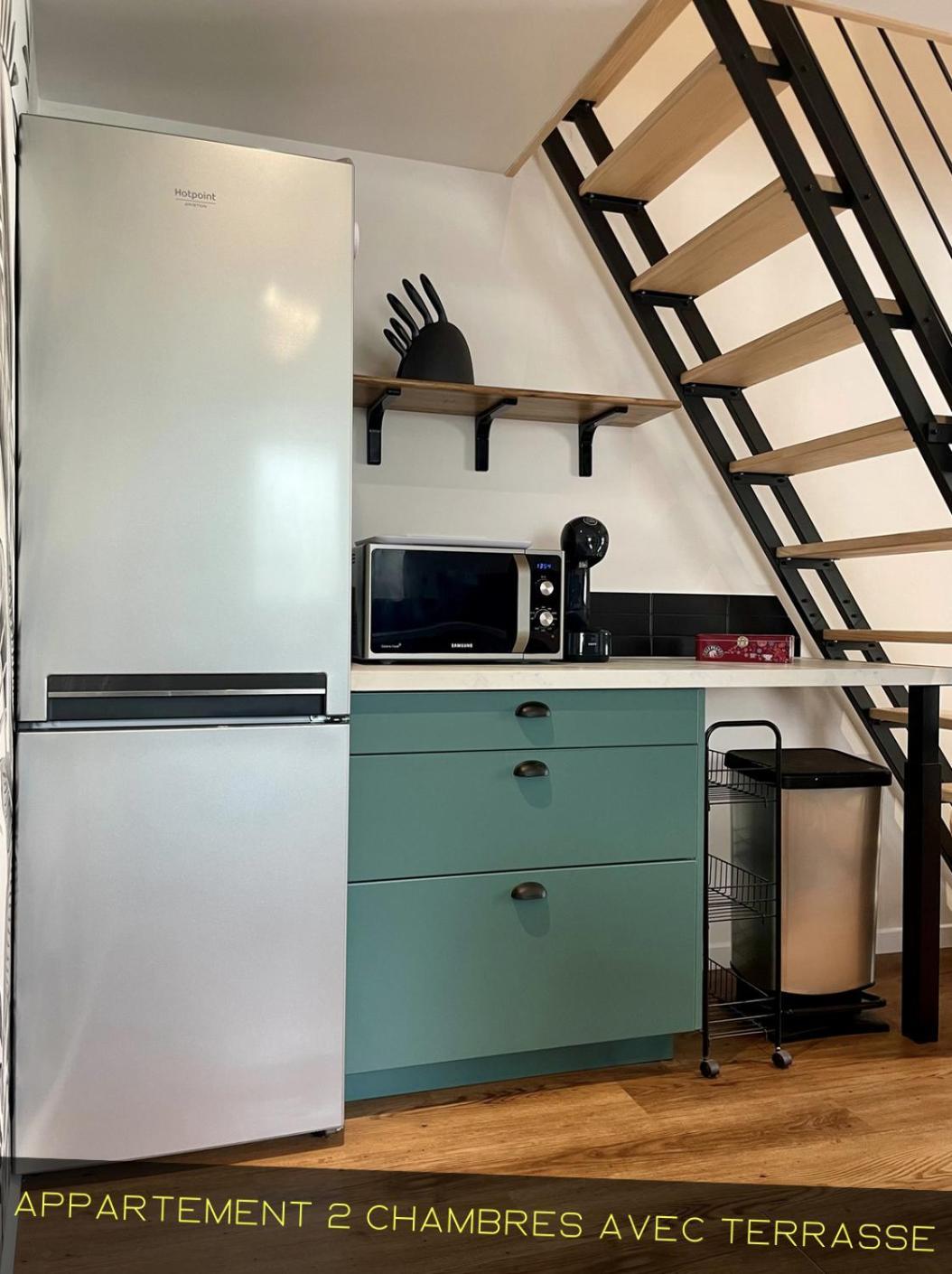 Les Appartements Du Pont Joubert Пуатье Экстерьер фото