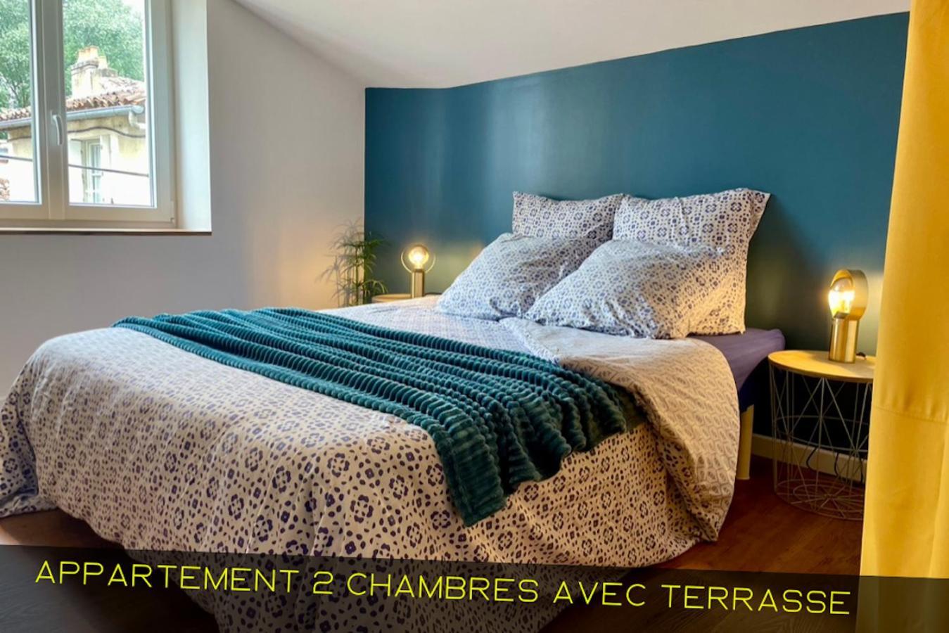 Les Appartements Du Pont Joubert Пуатье Экстерьер фото