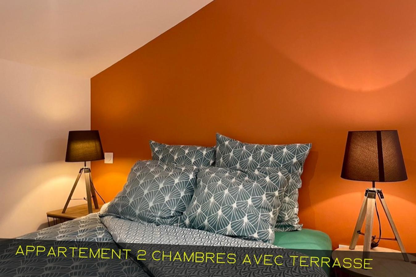 Les Appartements Du Pont Joubert Пуатье Экстерьер фото